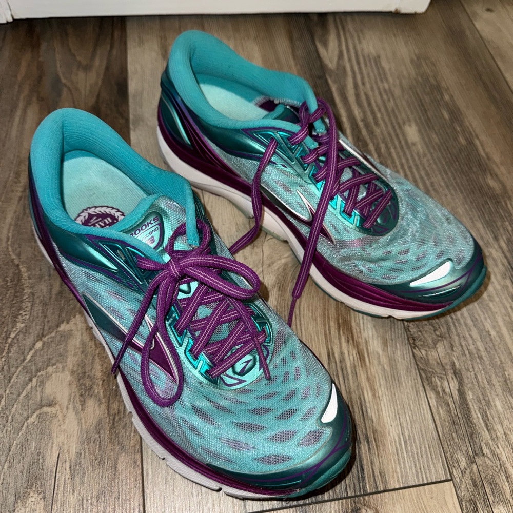 Brooks Women's Transcend Running Shoes
